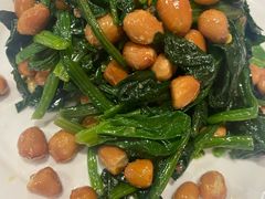 果仁菠菜-听涛雅苑百味饺子老家菜馆