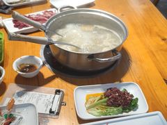 -养牛邓·潮汕牛肉海鲜自助火锅(广州店)