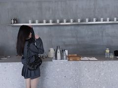 -洪小鹏生活美学馆(领SHOW天地店)