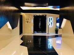 -英皇UA电影城(虹桥天地店)