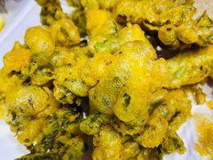 炸香椿鱼-蚝堡海鲜·威海菜·海肠捞饭·烧烤·亚洲吃蚝公司(幸福门店)