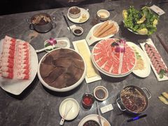 -德天肥牛海鲜火锅(城西银泰店)