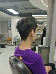 -尤司男士国潮理发馆