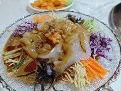 -哈尔滨烧烤·山河村铁锅炖(交大店)