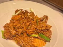 -闫府私房菜(恒隆店)