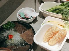 -海底捞火锅(上地华联店)