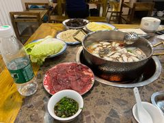 -乳仔牛牦牛汤锅 烤羊排(松潘古城店)