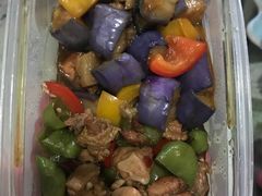 茄子肉丁小公鸡双拼拌面-文三里屯面馆(三里屯店)
