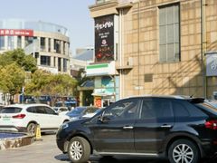 -风度国际生活广场-停车场