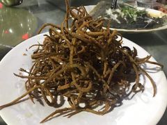 -四川小胡子海鲜(丁村万人海鲜广场店)