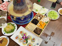 -爱新觉罗福臨火锅馆(万科滑雪场店)