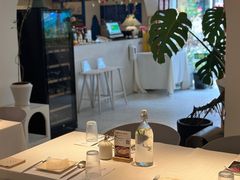 -春树下·树屋花房西餐厅(罍街AS1980店)