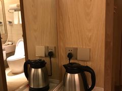 -维也纳酒店(重庆西站巴国城店)