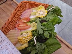 -阿婆情腊排骨火锅(金虹路店)