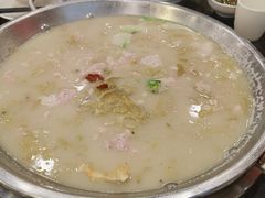 -老来福·非遗酸汤兔(凯旋路店)