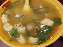 油豆腐牛肉粉丝汤（咖喱）-小杨生煎(乐坊虹井店)