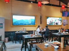 -富正毅三下锅·湘西韵味(天门山索道店)