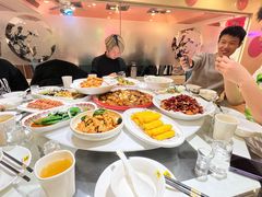 -巴特餐饮6加1音乐餐吧·新疆菜