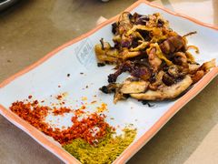 招牌酸菜猪五花肉-北京小炮儿炙子烤肉·铜锅涮肉(珠江路店)