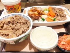 招牌牛肉饭-吉野家(大悦城店)