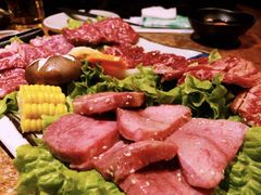-炼火烤肉店