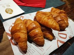 -YUE·6·西式融合餐厅(外滩六号店)
