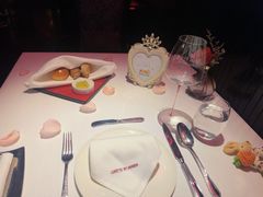 -弦月窗LUNETTE BY AMANDA(复兴路店)