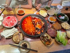 -赵美丽·重庆社区火锅·直营店(火车东站·中豪国际店)