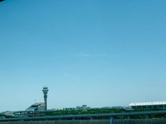 -上海浦东国际机场-T2航站楼