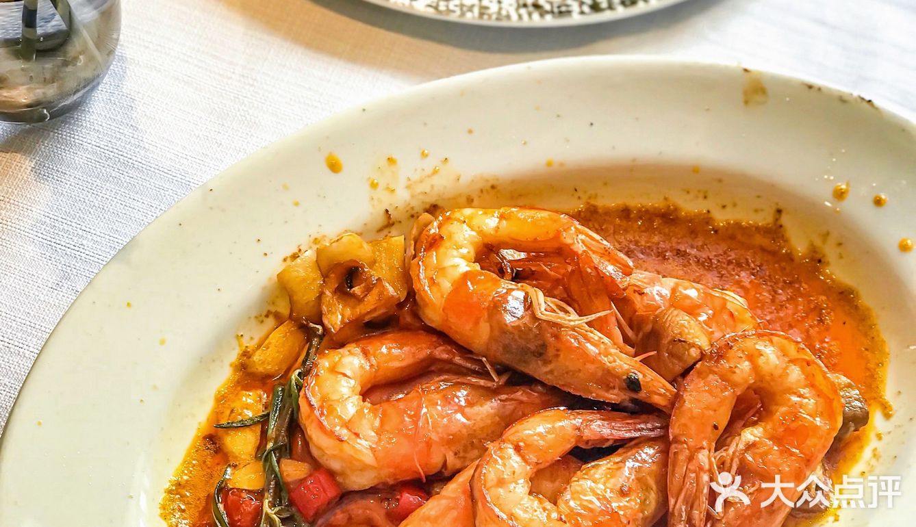 中央大街这家敲适合约会专研牛排🥩的餐厅真的绝