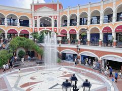 -佛罗伦萨小镇广佛名品奥特莱斯(疏港路店)