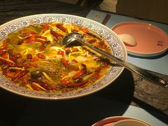 老坛子酸菜鱼-桂二老坛酸菜鱼(三街两巷店)