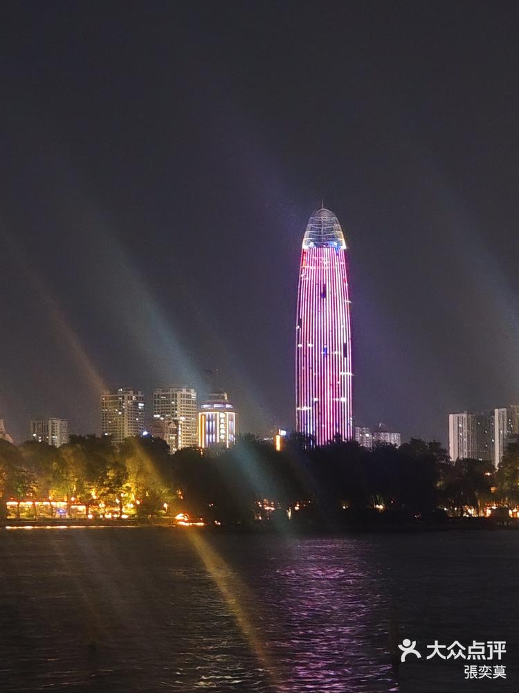 的想象力多丰富凸出了济南的阳刚之气可以看看大家手机里的泉城之根吗