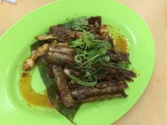 -明记烧鱼美味店