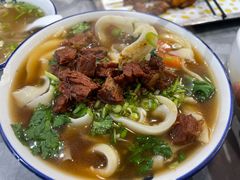 红烧牛肉刀削面-河州春清真西北特色美食(虎踞路店)