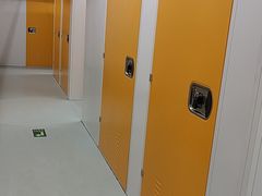 -安东易迷你自助仓储寄存仓库(草桥店)