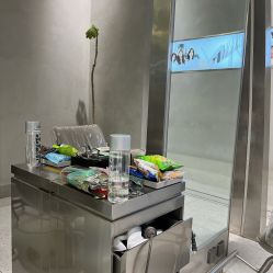 -YH HAIR SALON