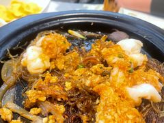 蒸锅蒜蓉粉丝蒸虾-船歌·鱼水饺青岛菜(国贸商城店)