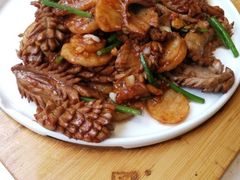 爆炒腰花-闫府私房菜·百年鲁菜(恒隆店)