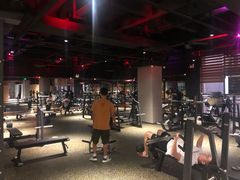 -鸿星健身连锁(广州大学商业中心店)