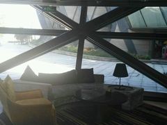 -上海滴水湖皇冠假日酒店