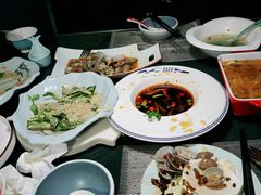 -忘忧草融合私房菜(红鼎国际店)