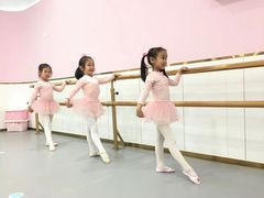 -伊叶舞蹈YEAH DANCE(LCM置汇旭辉校区)