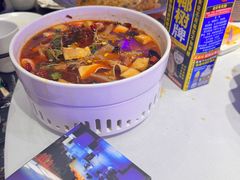 -巴特餐饮6加1音乐餐吧·新疆菜
