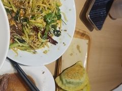 -关东小磨东北菜(上海长风大悦城店)