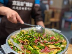 牛肉八带鱼饼土豪锅-京玉菲饭店(李村店)