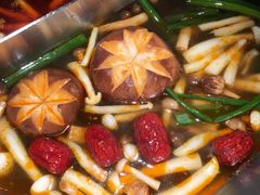 菌菇锅底-湊湊火锅·茶憩(东城万达店)