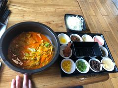 -金香缘米线(大润发店)