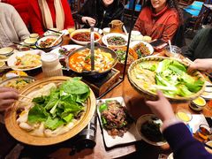 -老滇山寨•云南特色菜•地方菜•民族风情歌舞表演(金碧店)