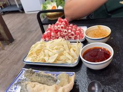 -灶知轩湘西石锅鱼(万佳广场店)